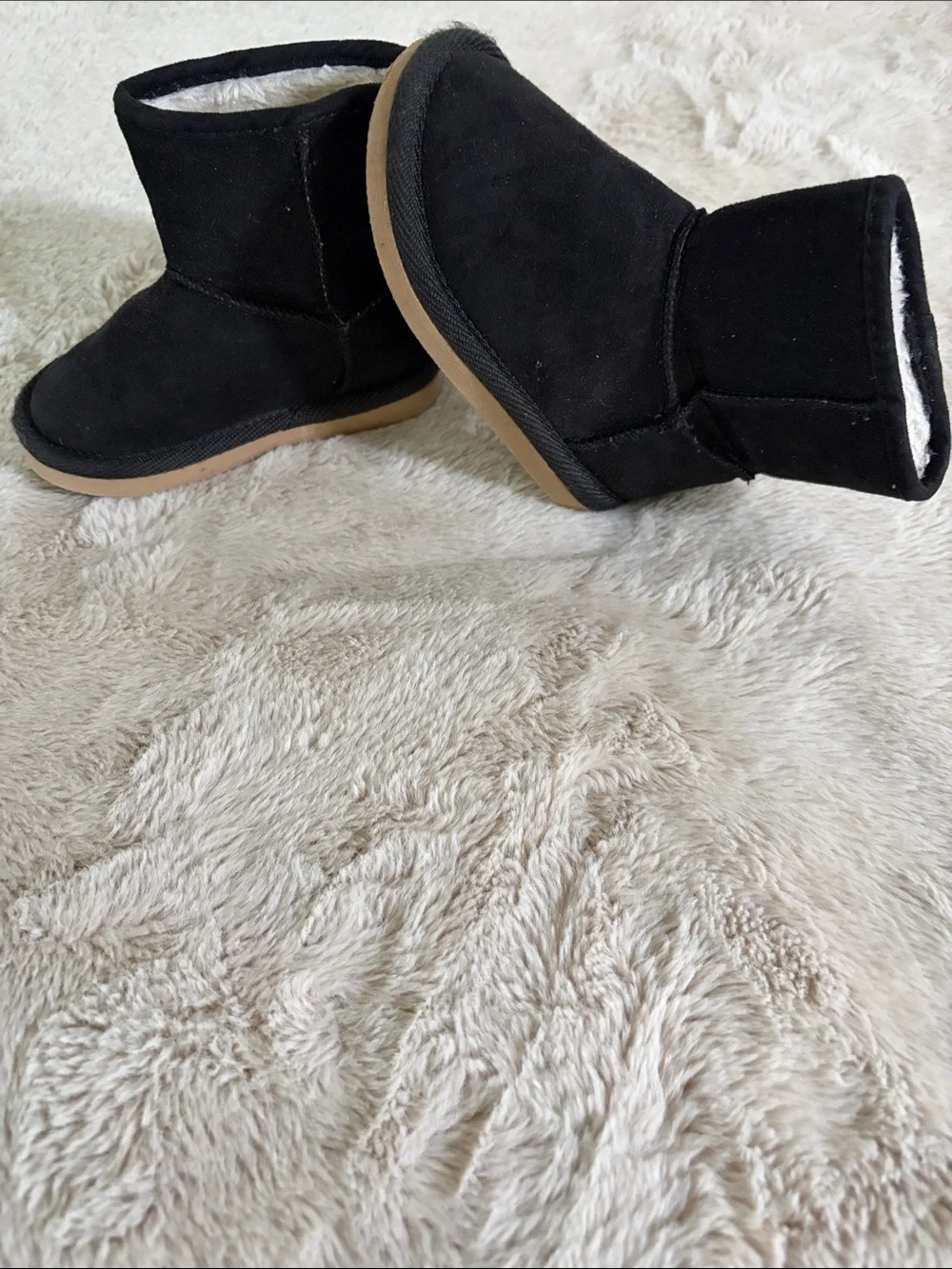 Old Navy Black Kids Plush-Lined Winter Boots